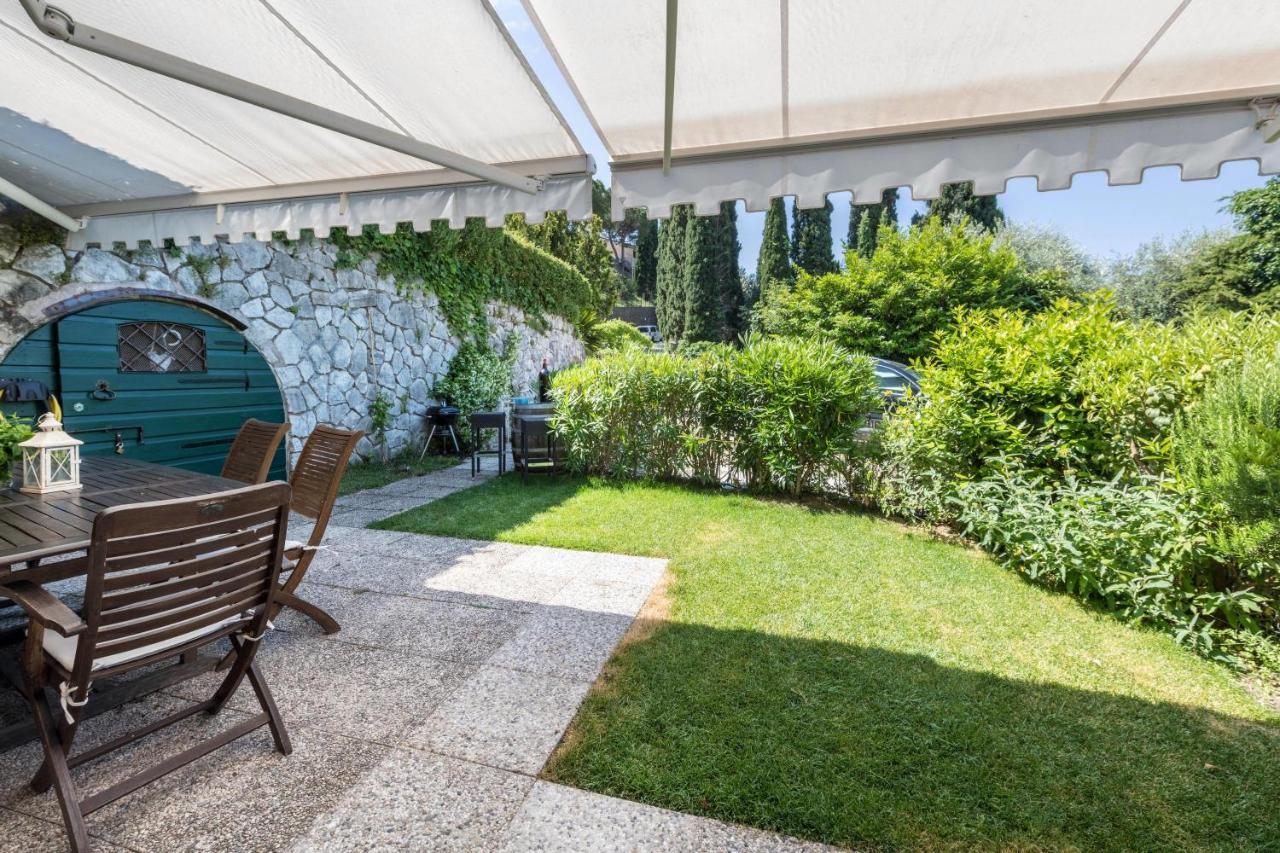 Residence La Mignon Oleandri Торри-дель-Бенако Экстерьер фото