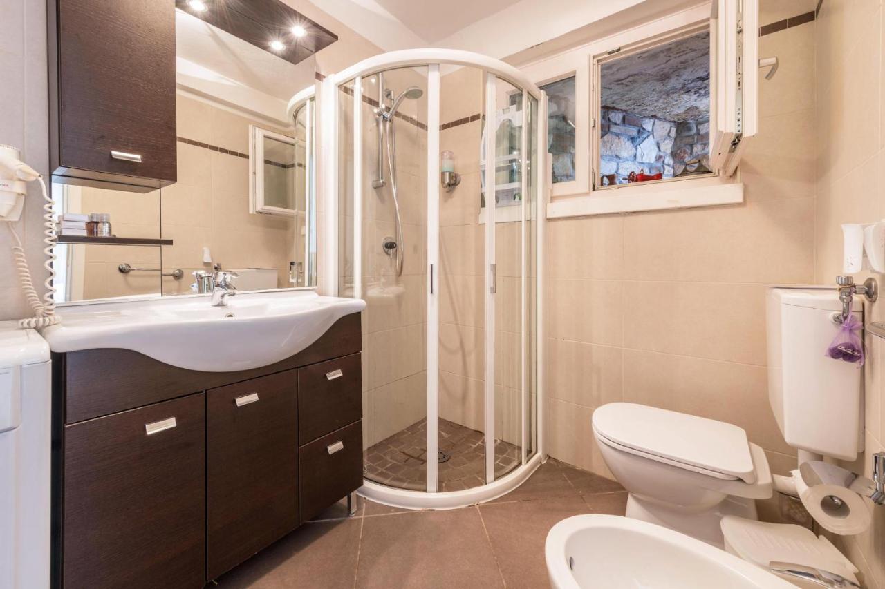 Residence La Mignon Oleandri Торри-дель-Бенако Экстерьер фото