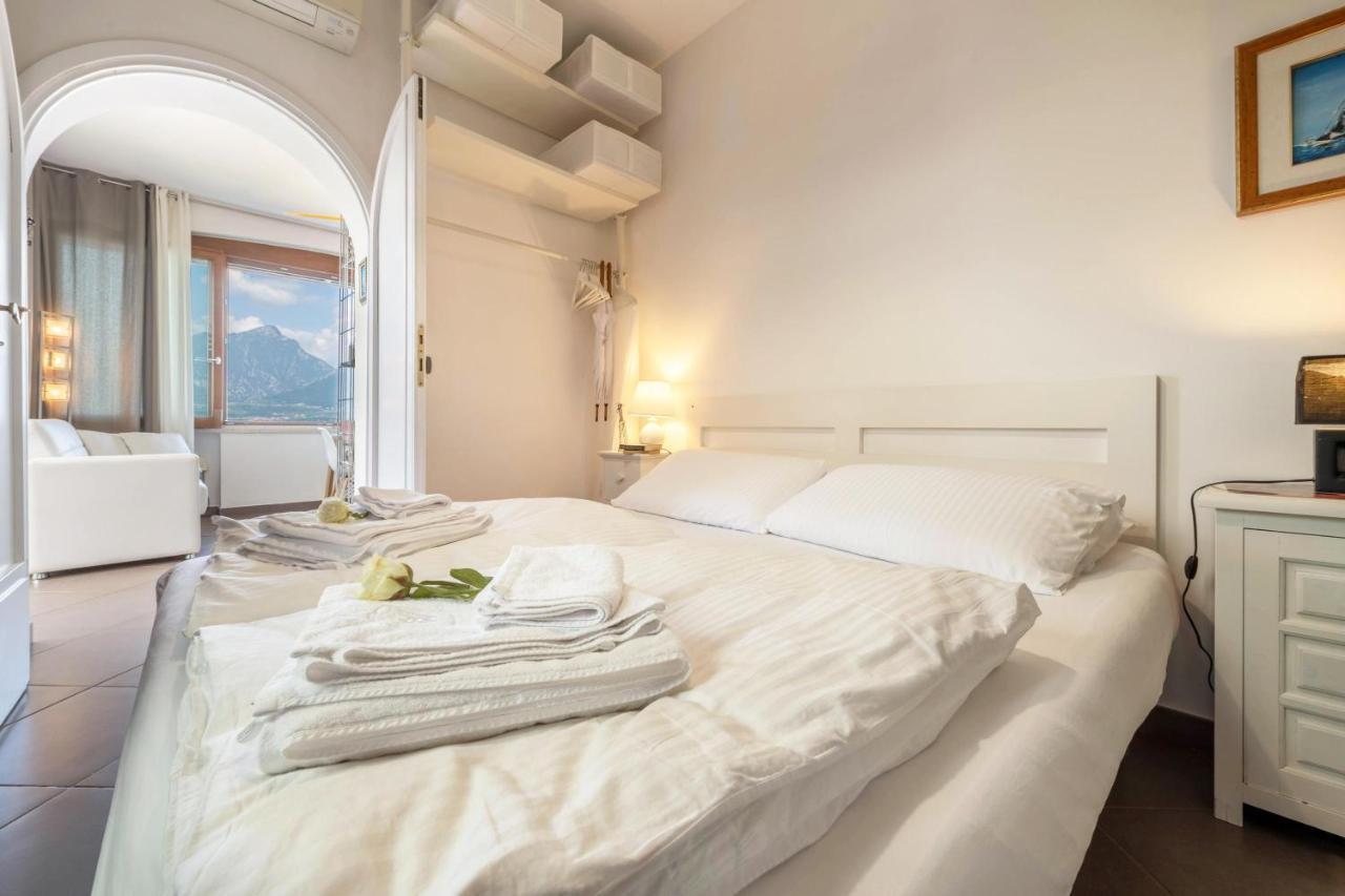 Residence La Mignon Oleandri Торри-дель-Бенако Экстерьер фото